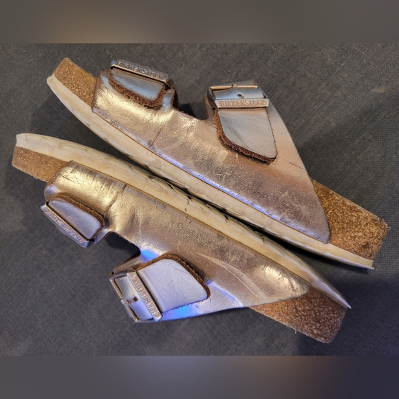 SOLD — SOLD — SOLD—-RoseGold/MetallicCopper BIRKENSTOCK Arizona Soft Footbed,38R - Picture 6 of 12